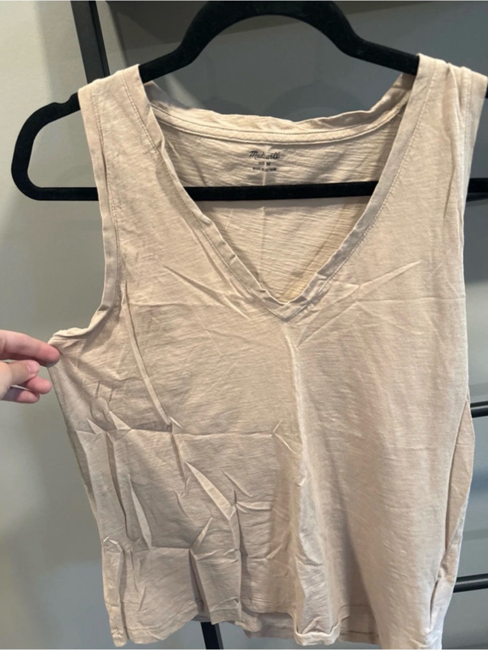 Madewell Whisper Cotton Women's V-Neck Tank Top in Light Beige